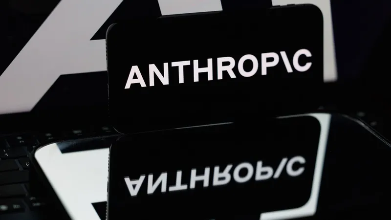 ИИ Anthropic создавал фейковые профили и обманывал людей в тестах на кибербезопасность