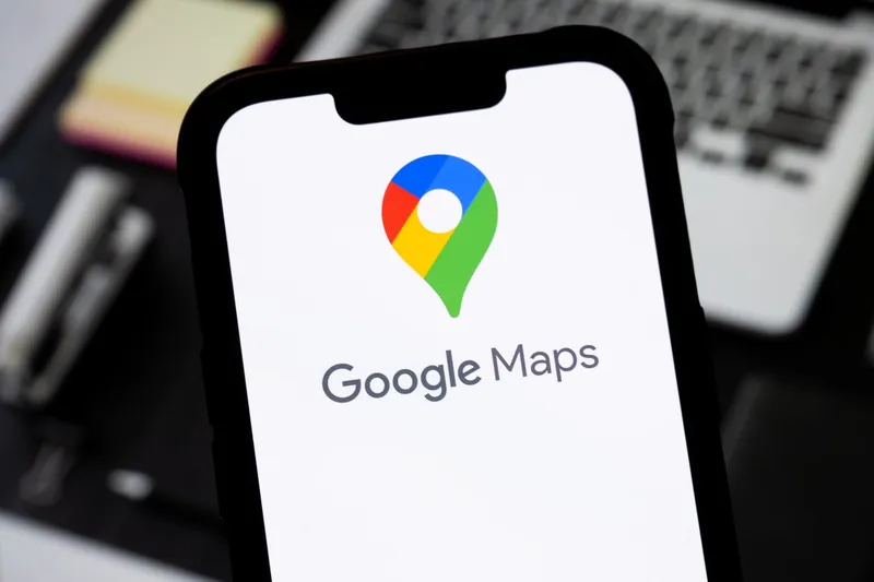 Google Maps станет личным ассистентом: закажет еду и гостиницу