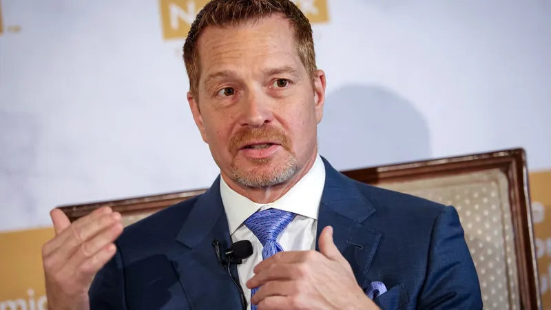 CrowdStrike выросла на 11% на волне ИИ-киберугроз