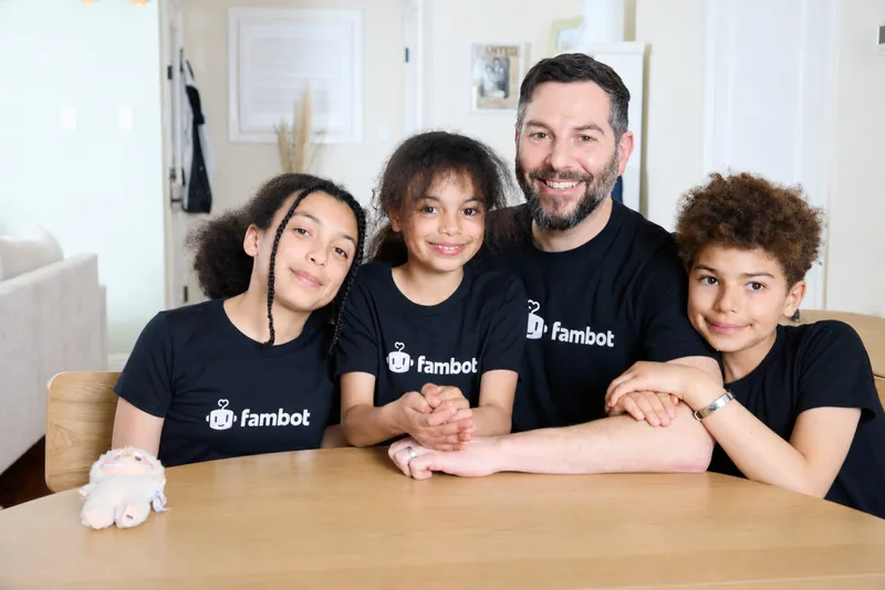 Fambot — ИИ-ассистент, который спасёт родителей от хаоса