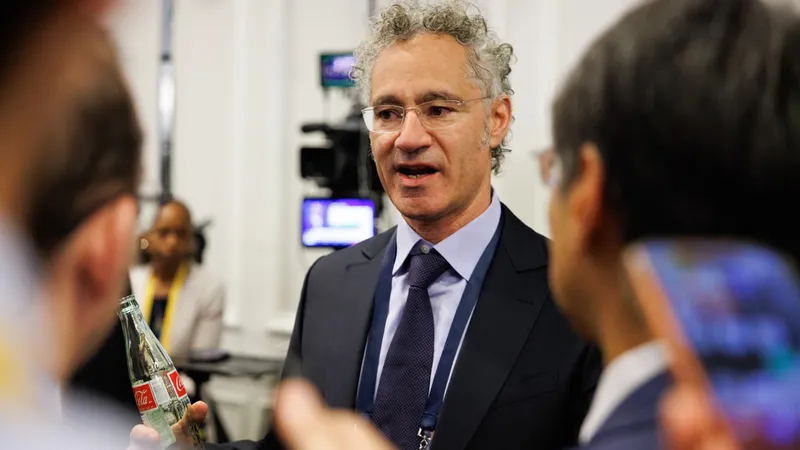 Глава Palantir требует «разумных правил» для ИИ и национализации лабораторий