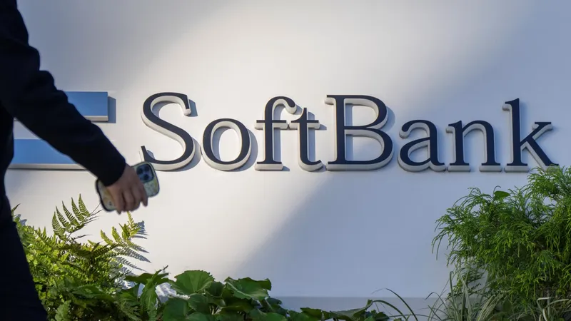SoftBank заняла $11,1 млрд, чтобы нарастить ставку на OpenAI