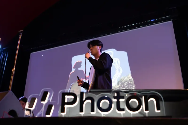 Photon устроил похороны приложениям и собрал $4,5 млн на AI-агентов в мессенджерах