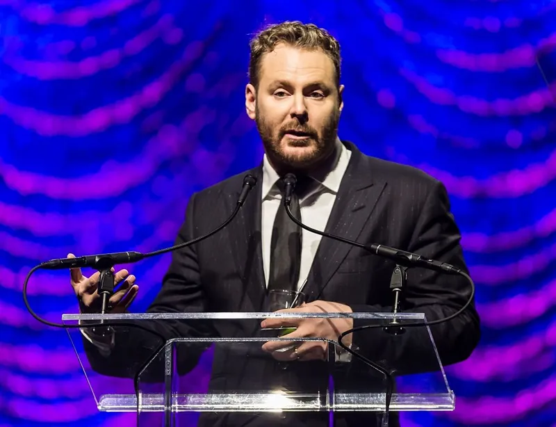 Sean Parker перезапускает Stability AI как музыкальный ИИ-сервис с деньгами Sony, Warner и Universal