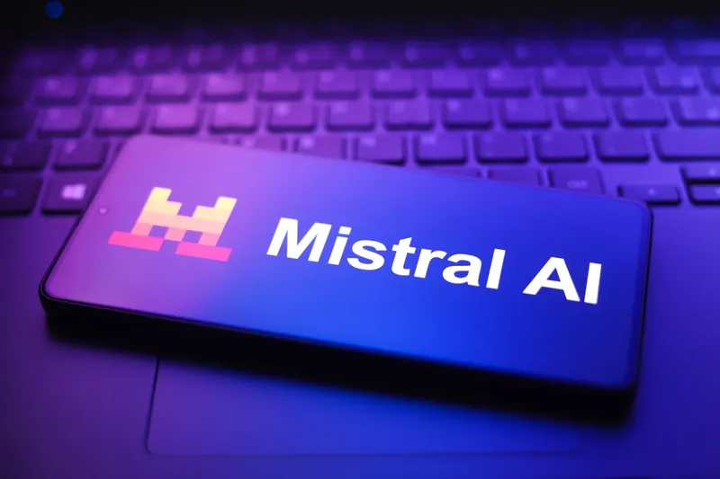 Mistral выпустила 1T-модель Le Chonk: европейский ответ OpenAI и Китаю