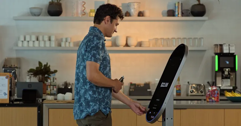 Square выпустила киоск с ИИ: теперь с ним можно поговорить и заказать еду