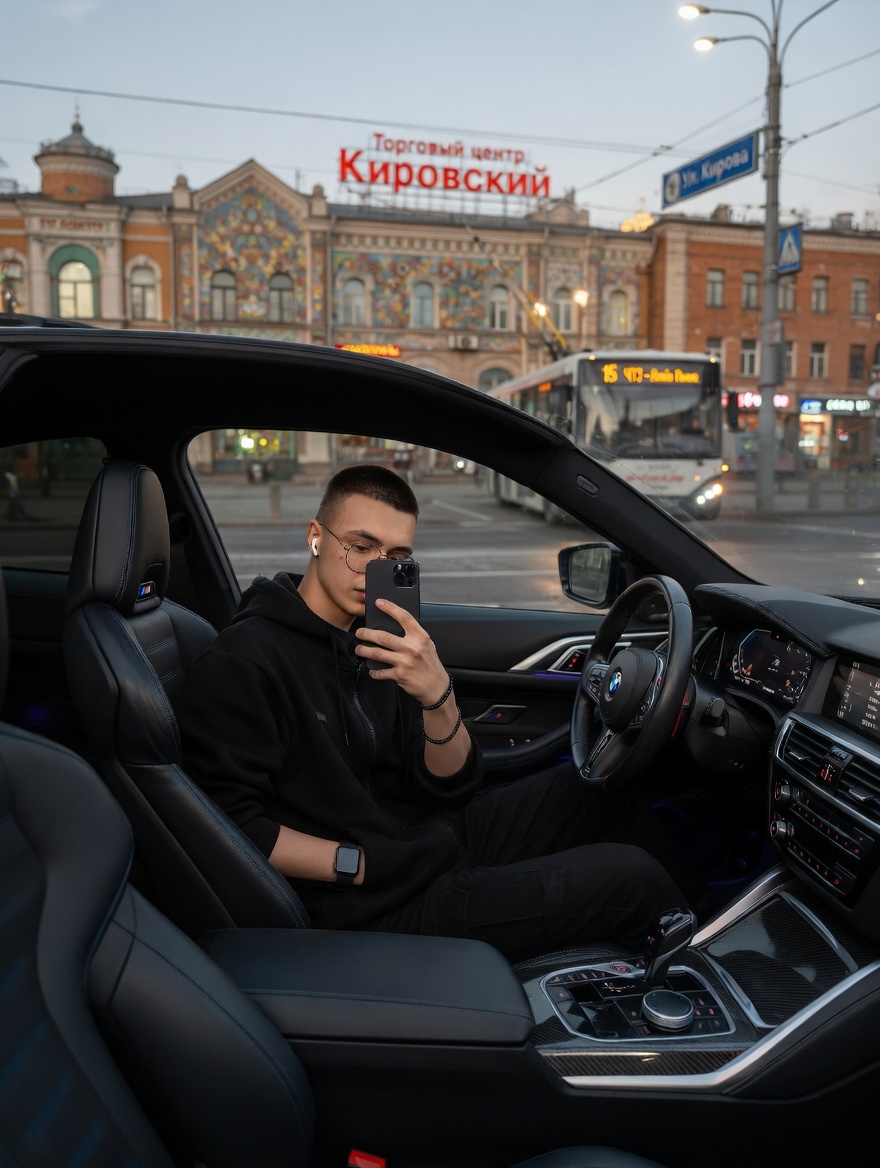 сделай фотку более реалистичной и что бы на фоне была какая-то улица с челябинск