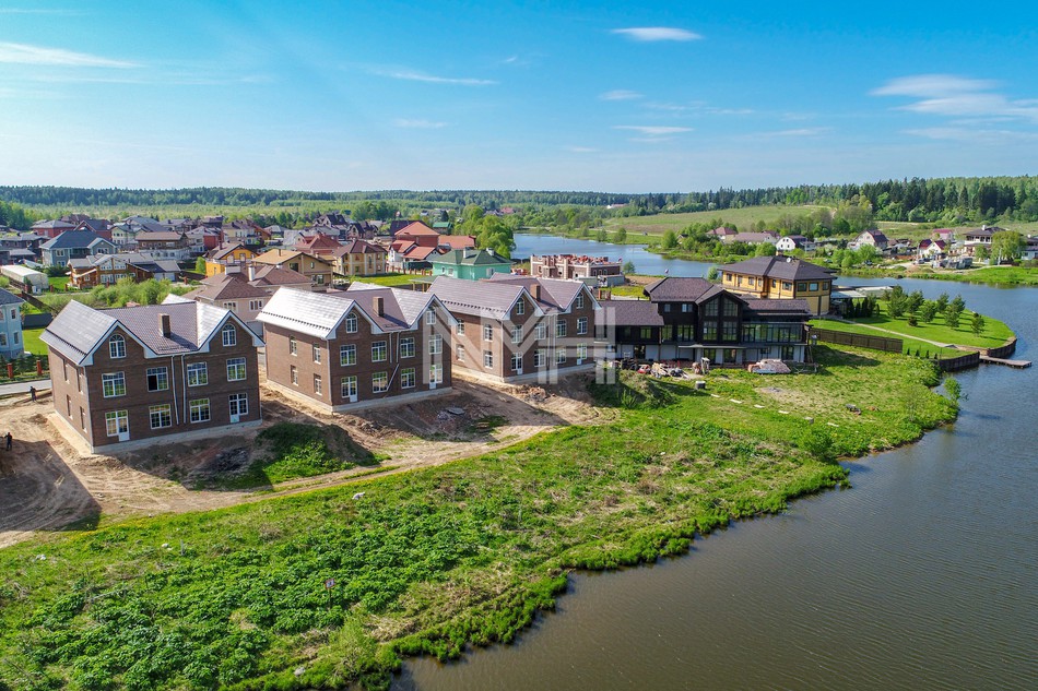 Поселок русский. Русская усадьба Былово. Русская усадьба поселок Былова. Село Былово поселение Краснопахорское. КП русская усадьба Калужское шоссе.