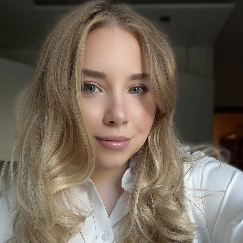 Полина Морозова