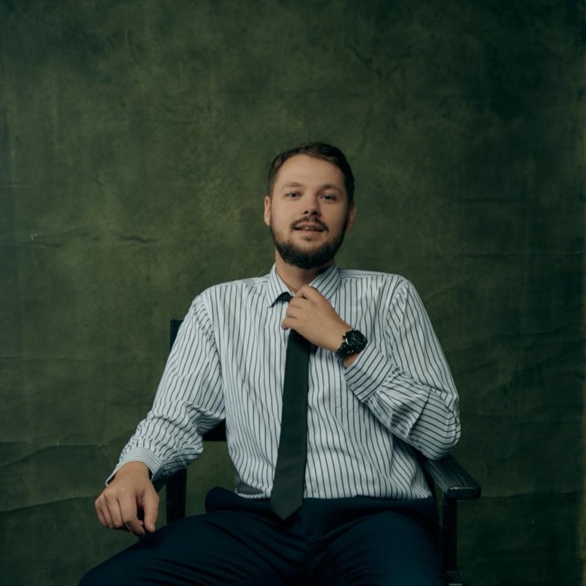 Артемий Тихонов