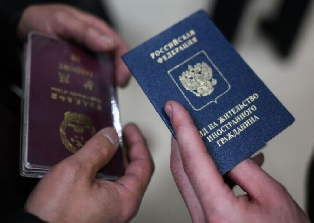 Новые правила по РВП и ВНЖ: 10 месяцев работы, доход и срок на поиск работодателя