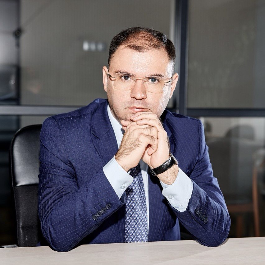Руфат Гусейнов