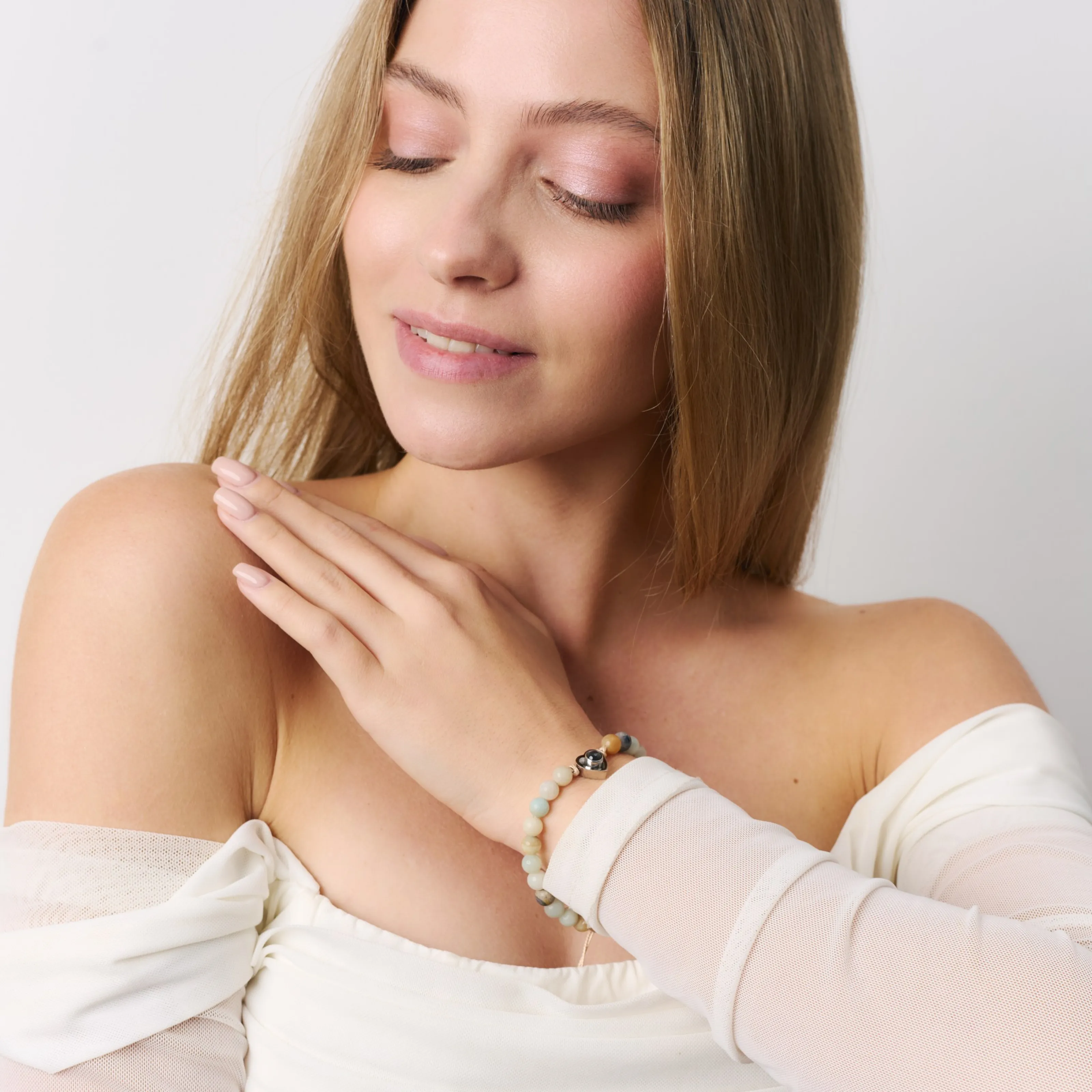 Белый амазонит камень для браслетов и кулонов