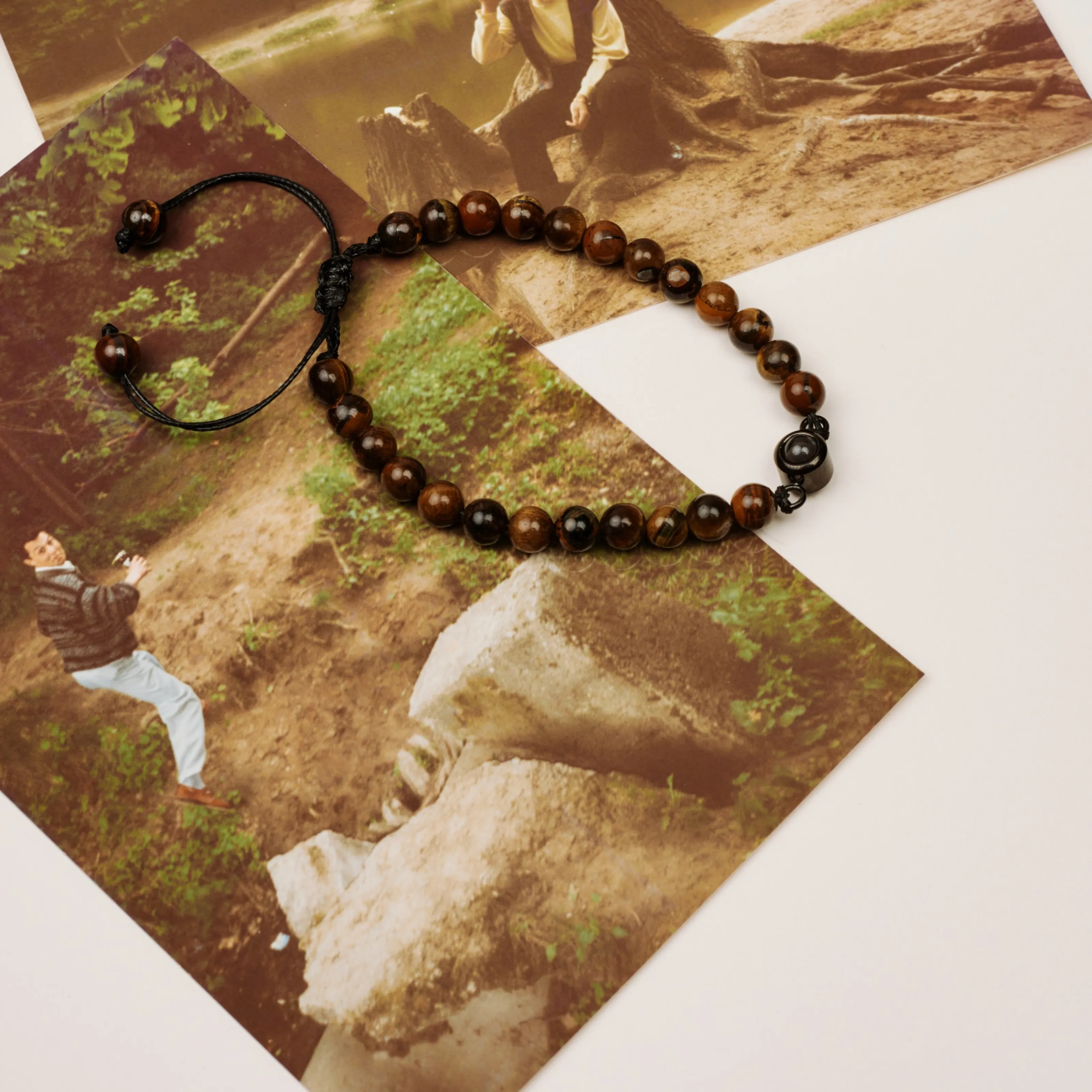 Браслет тигровый глаз темный амазонит гармония для Весов