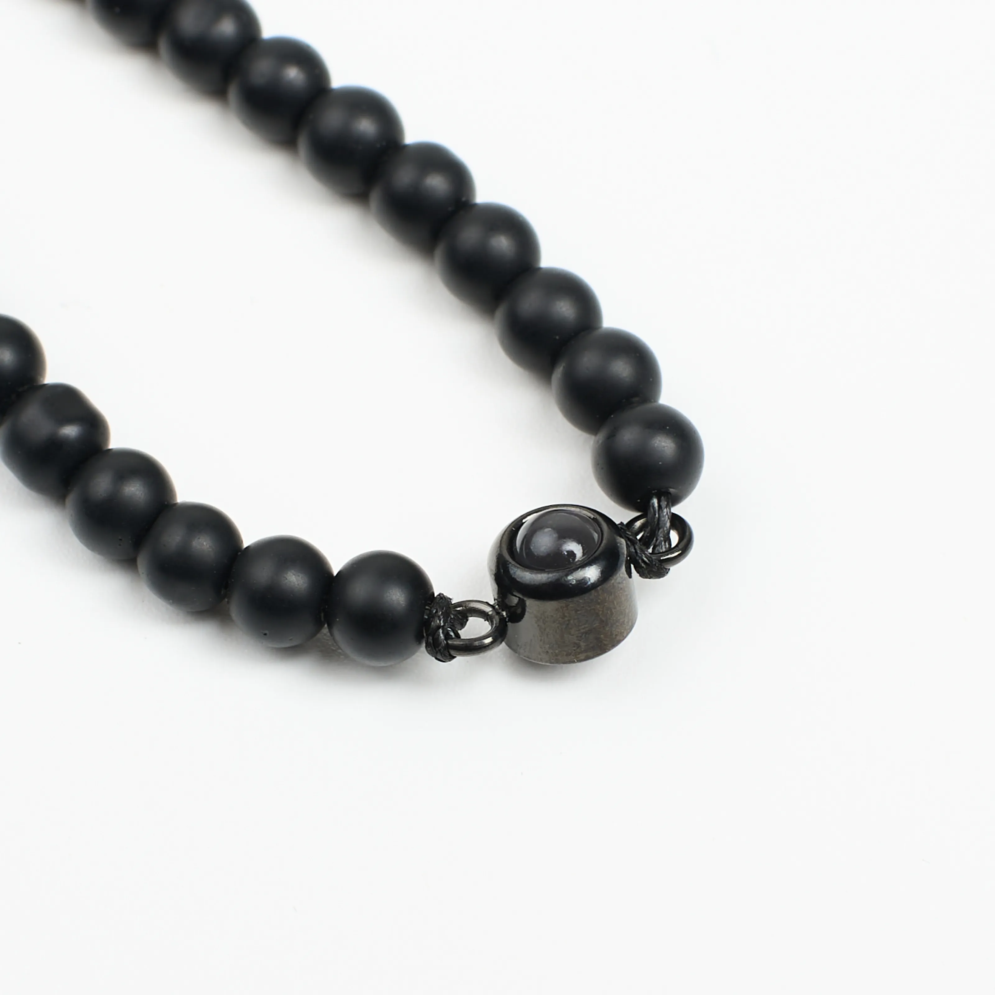 Эзотерический браслет из чёрного агата для энергии и защиты