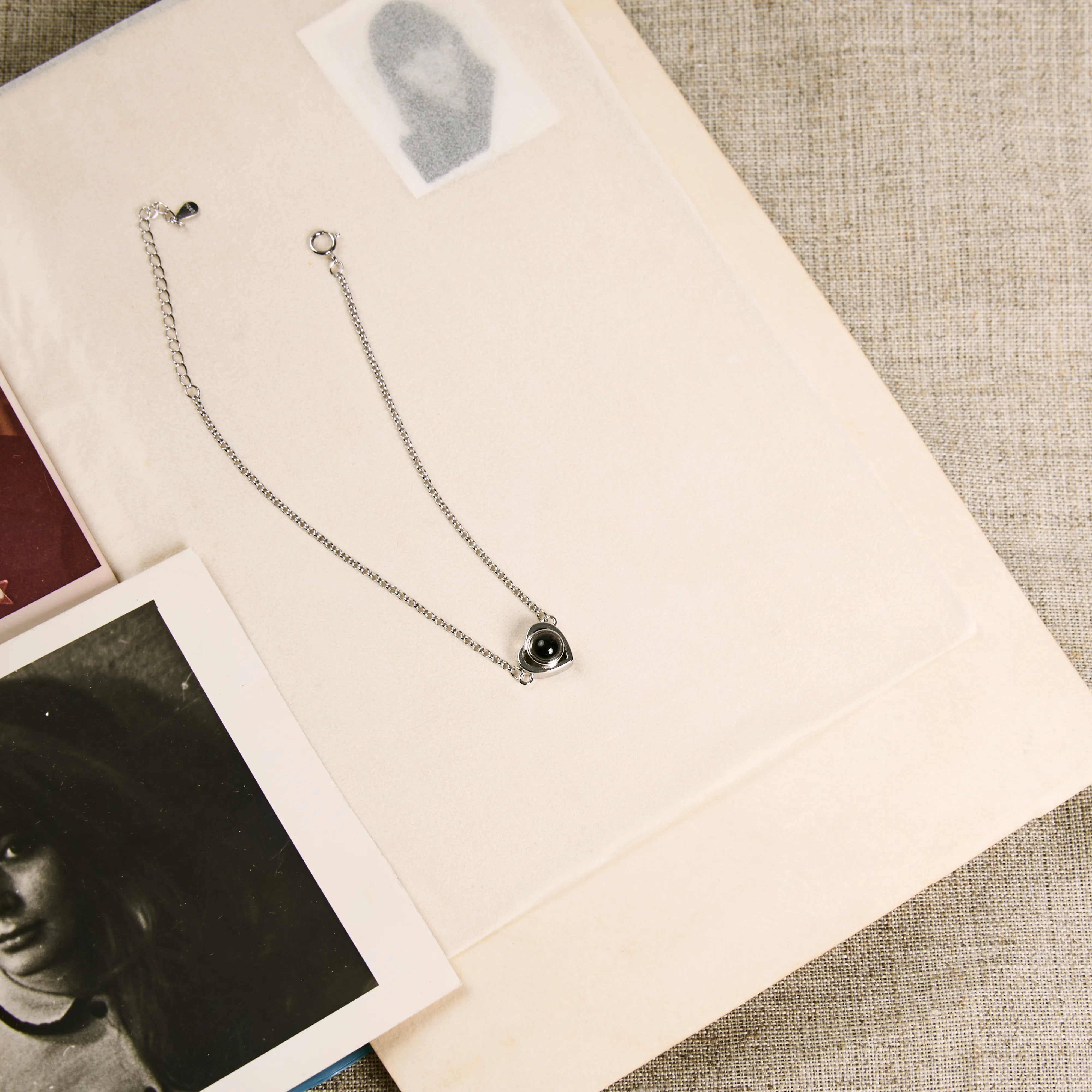 Подарочный браслет сердце сталь золото с фотографией внутри