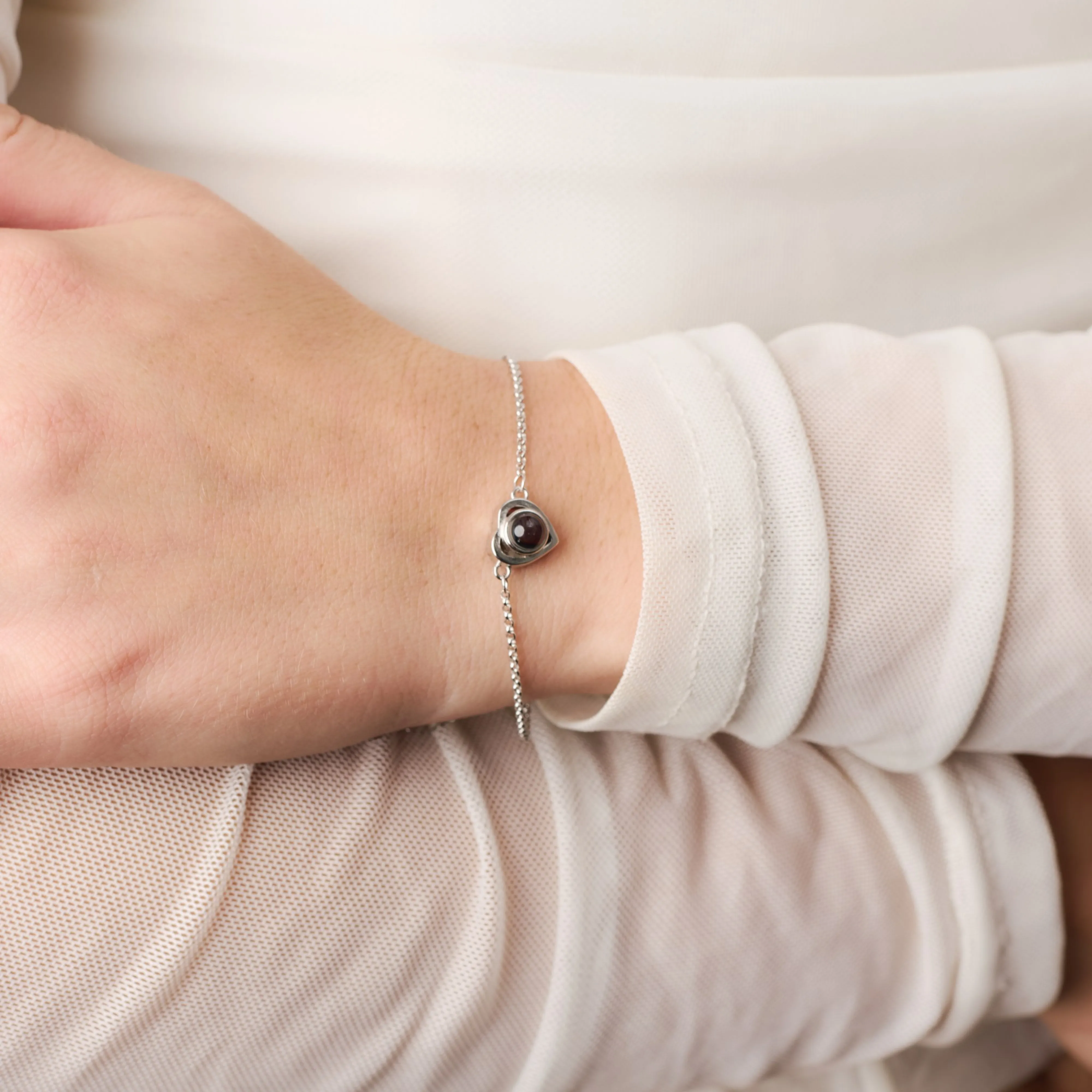 Фото браслет сердечко сталь золото для влюблённых