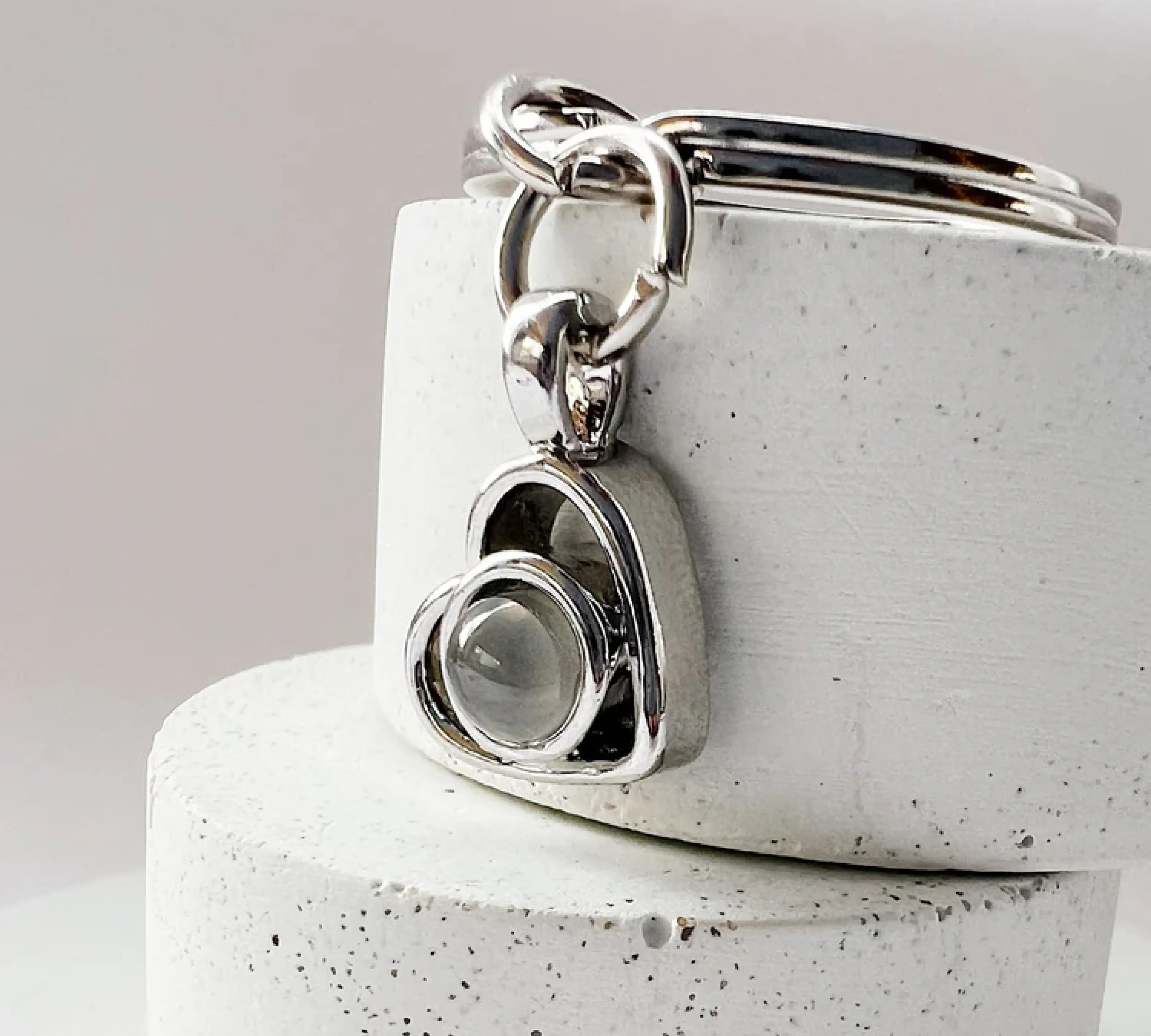 Брелок сердце из нержавеющей стали в серебряном цвете аксессуар