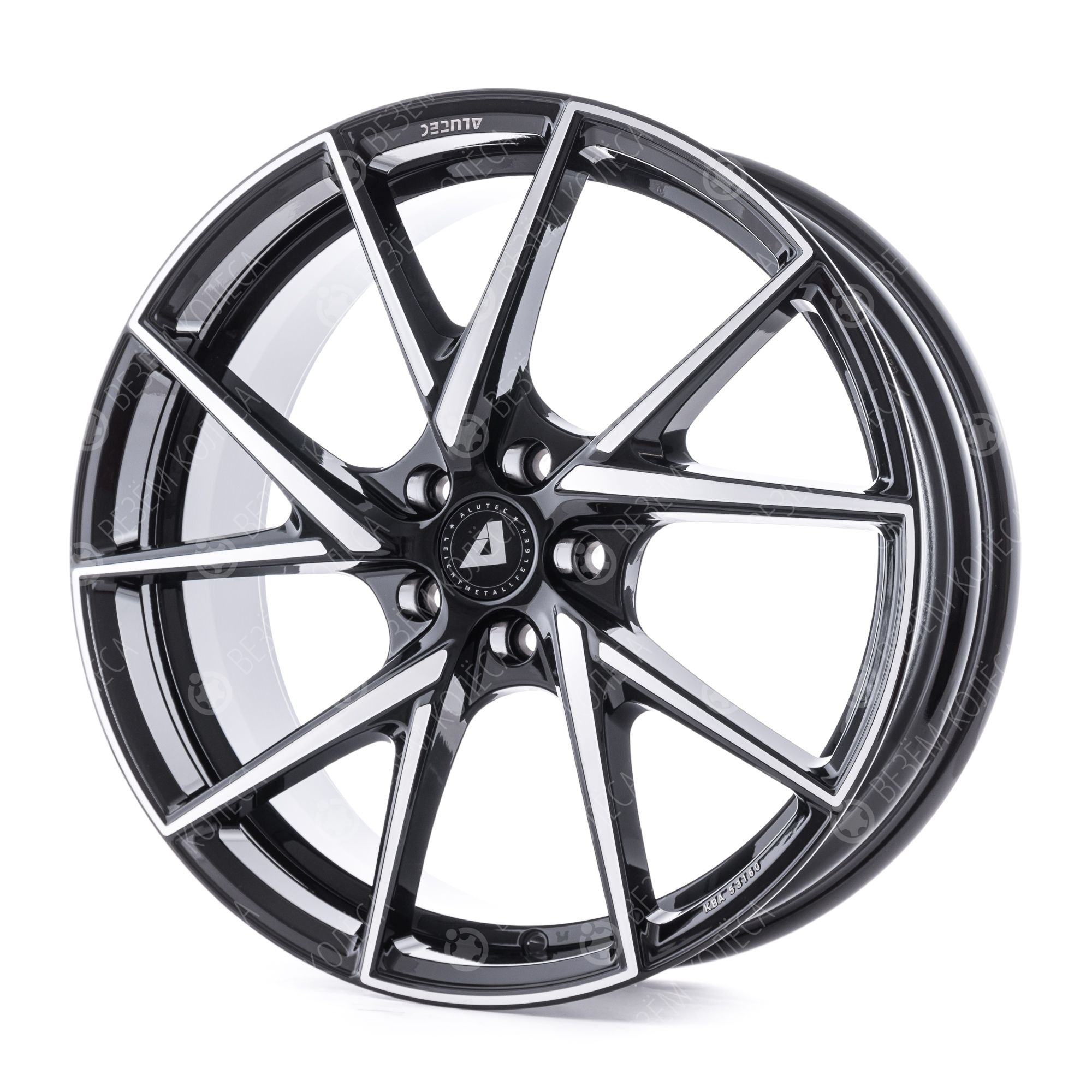 Литые диски Alutec ADX.01 8.5x18 5x114.3 ET35 Dia 70.1