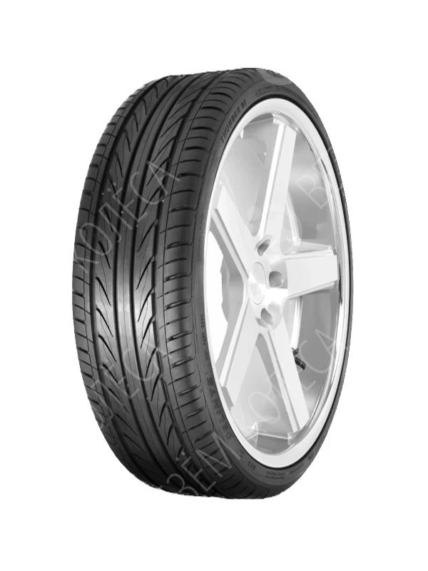 Летние шины Delinte D7 215/55 R17 94W