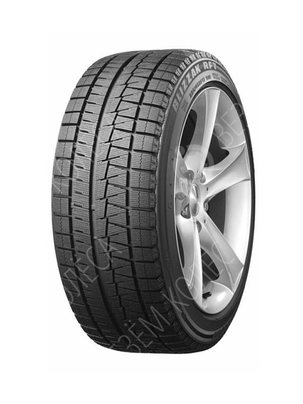 Зимние шины Bridgestone Blizzak RFT 275/40 R20 102Q на FAW HongQi L5
