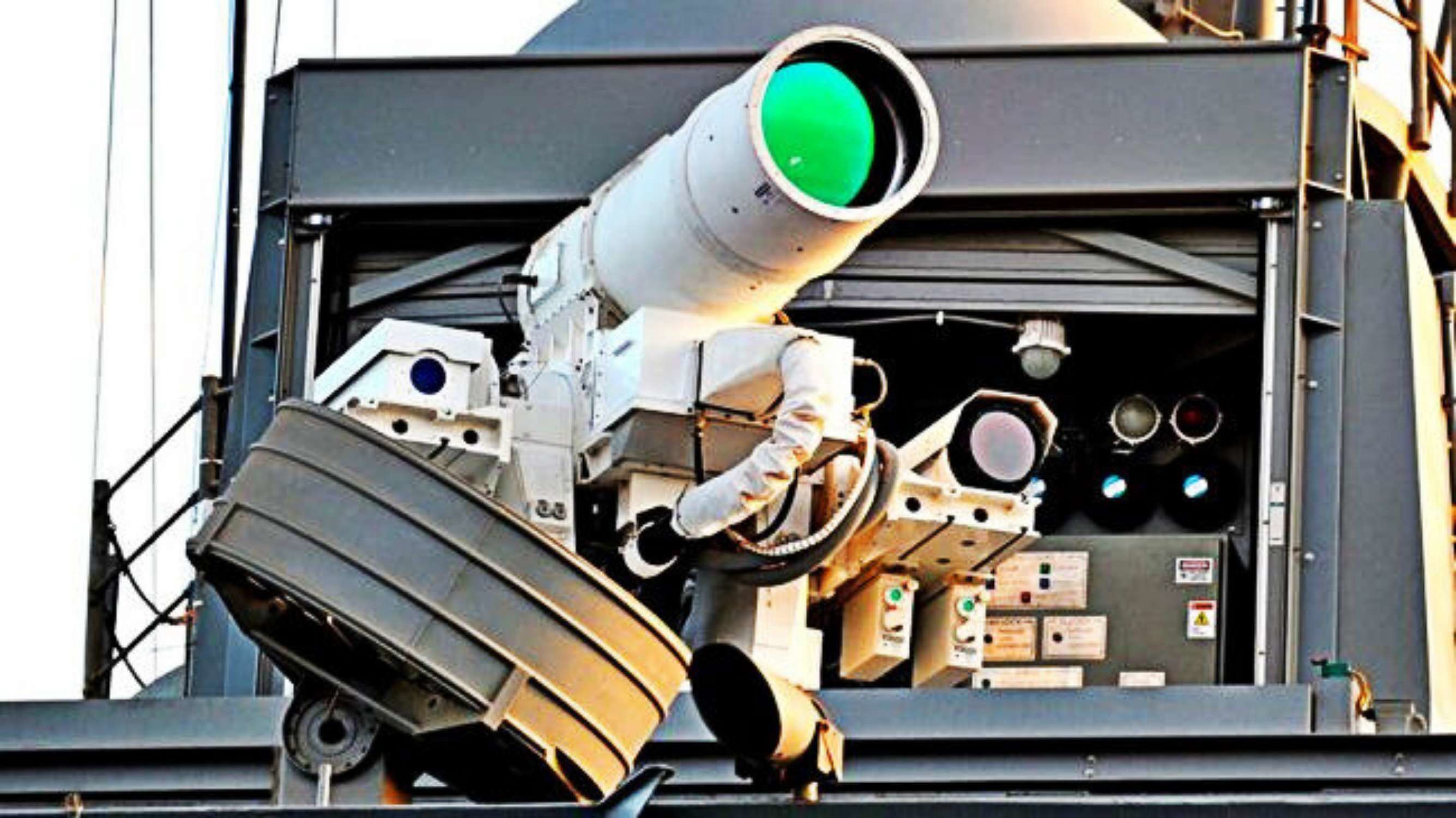 Задира лазерной. Задира пересвет лазерный комплекс. Задира лазерной. Задира лазерной. Лазерное комплекс военное пересвет.