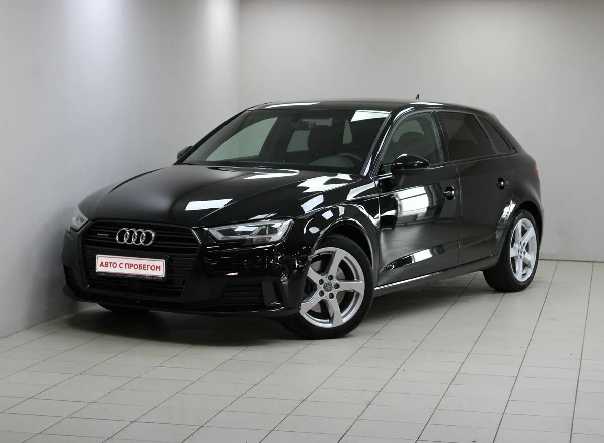 Audi A3 III (8V) Рестайлинг · Basis