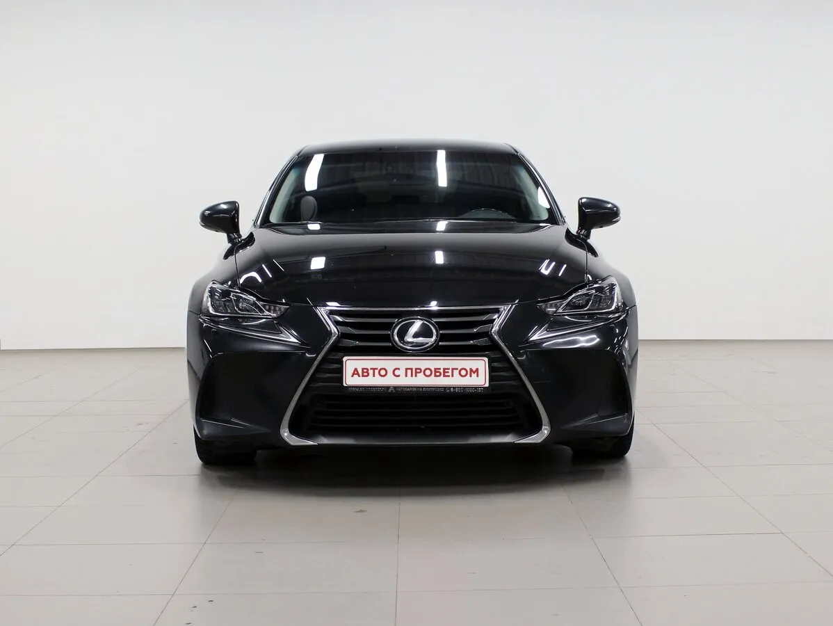 Lexus IS III Рестайлинг — фото 2