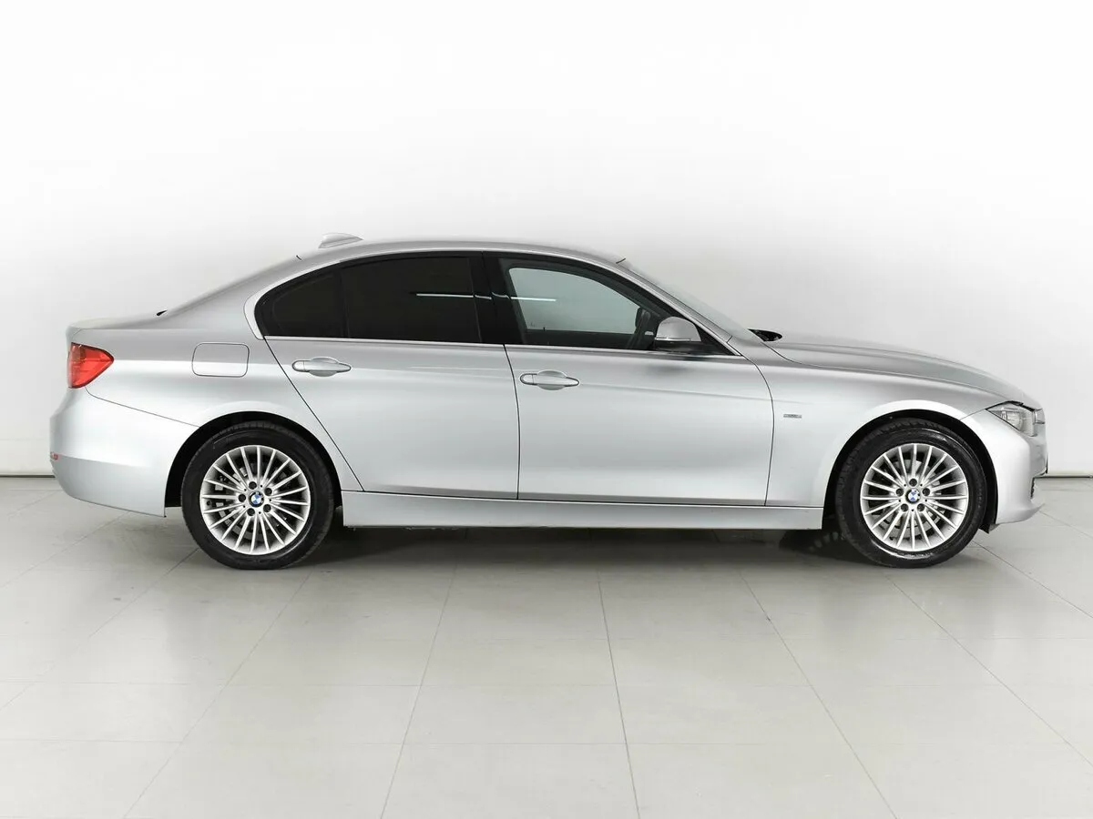 BMW 3 серии VI (F3x) — фото 4