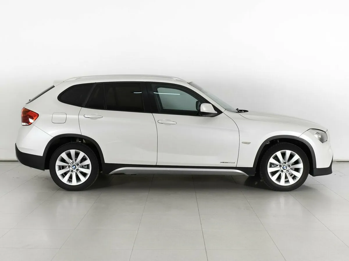 BMW X1 I (E84) — фото 4