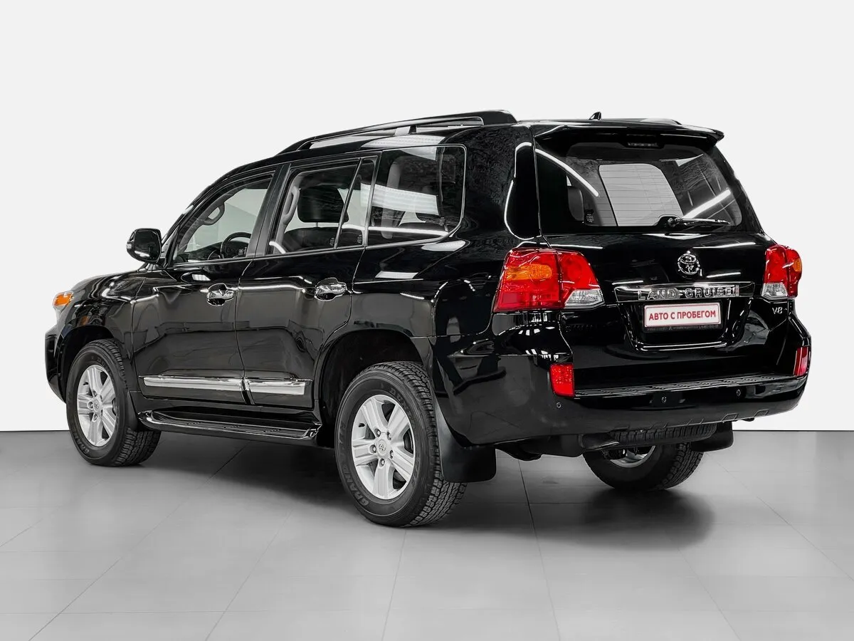 Toyota Land Cruiser 200 Series Рестайлинг 1 — фото 3