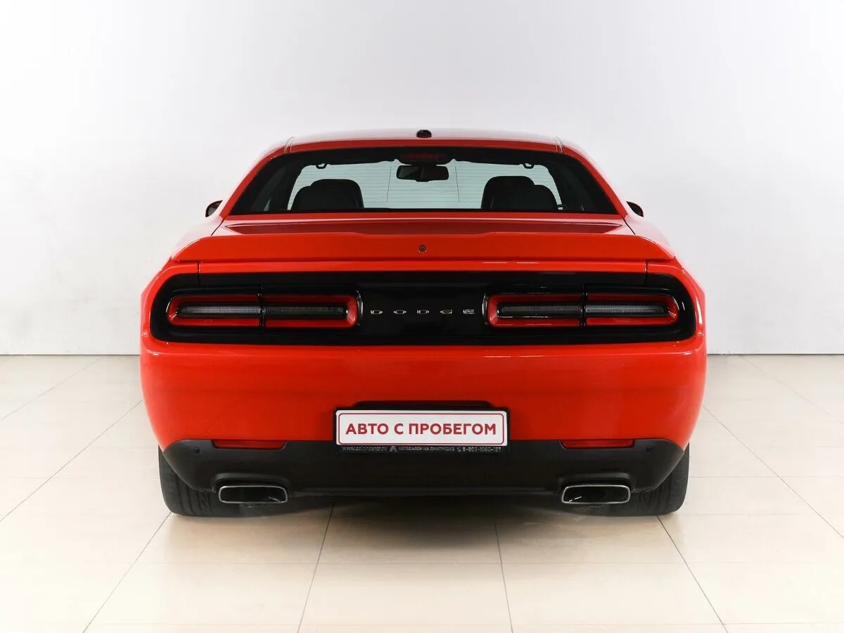 Dodge Challenger III Рестайлинг 2 — фото 5
