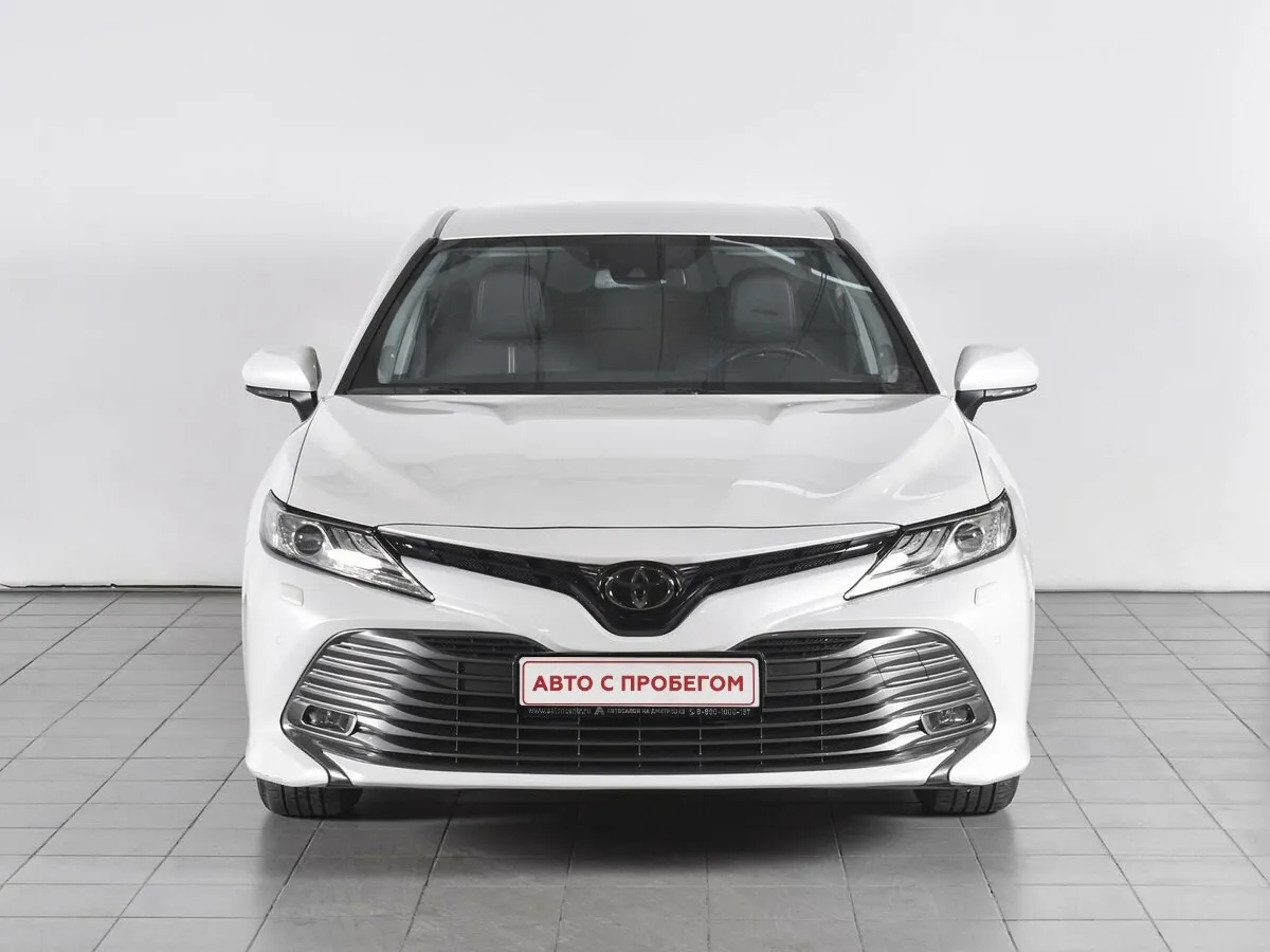 Toyota Camry VIII (XV70) — фото 2