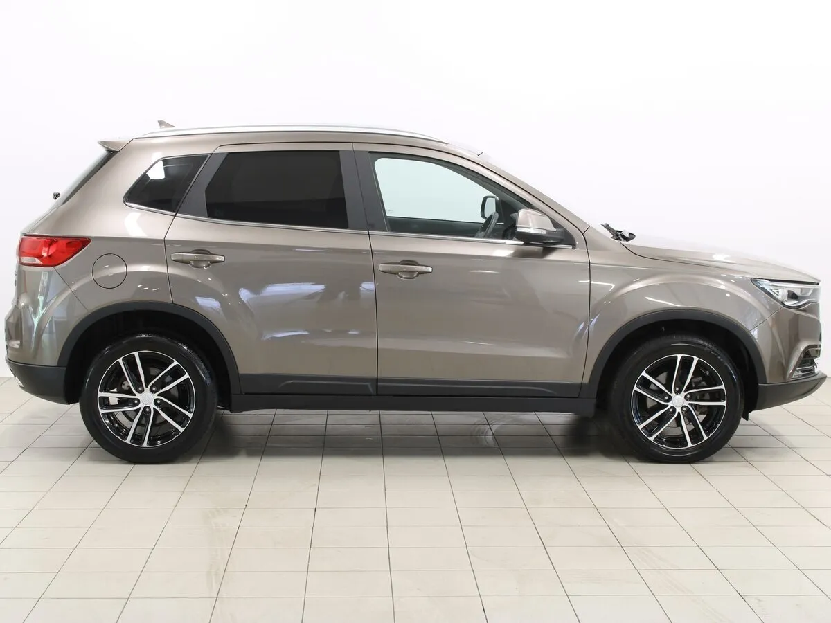 FAW Besturn X40 I · Luxury — фото 4