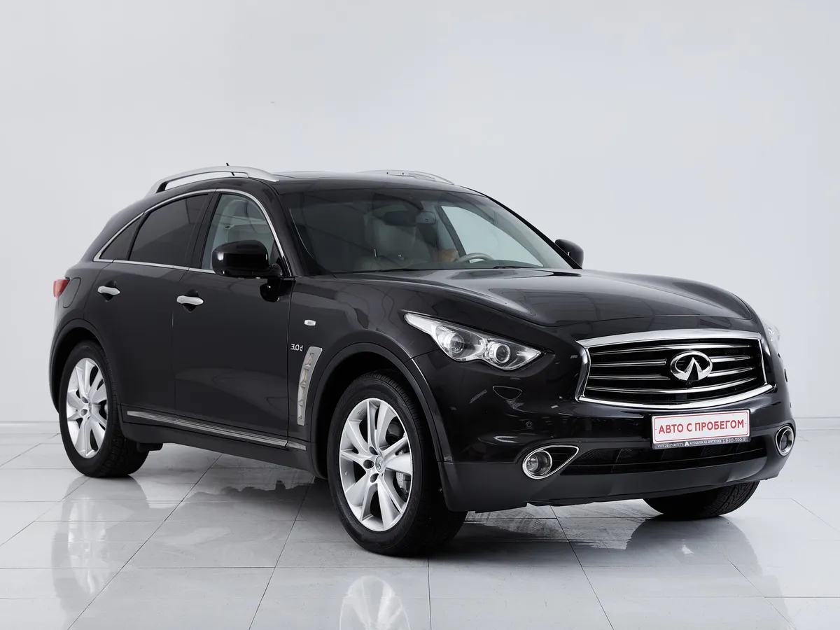 Infiniti QX70 I · Design — фото 3