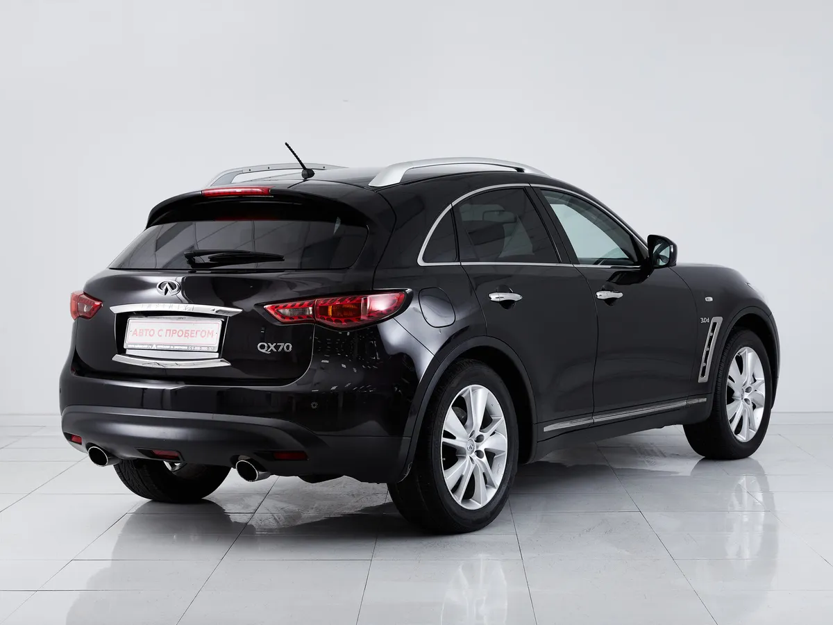 Infiniti QX70 I · Design — фото 5
