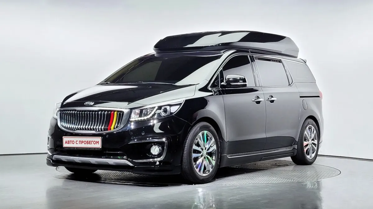 Kia Carnival III