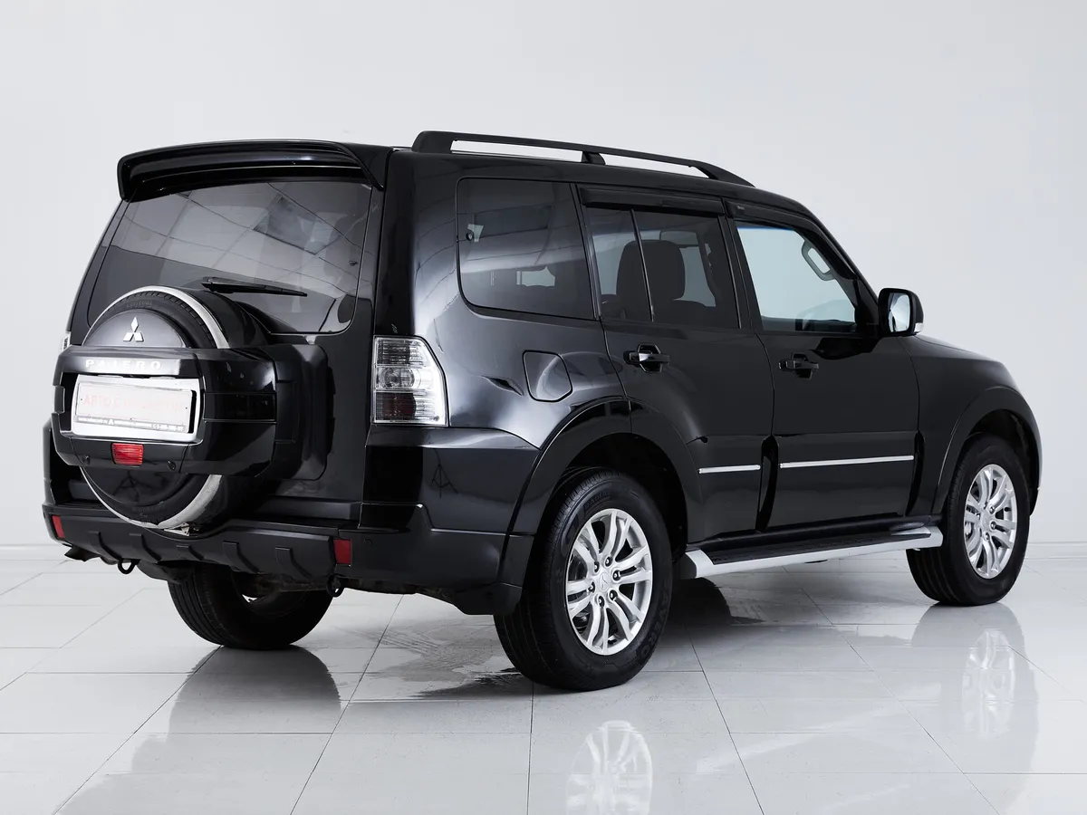 Mitsubishi Pajero IV Рестайлинг 1 · Instyle — фото 5
