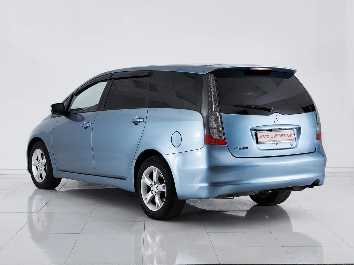 Mitsubishi Grandis I — фото 5