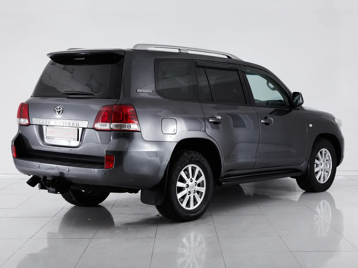 Toyota Land Cruiser 200 Series · Люкс — фото 5
