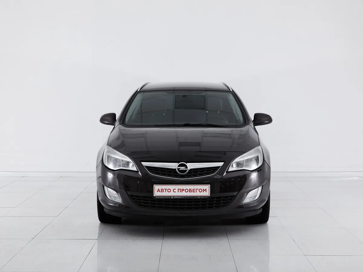Opel Astra J Рестайлинг — фото 2