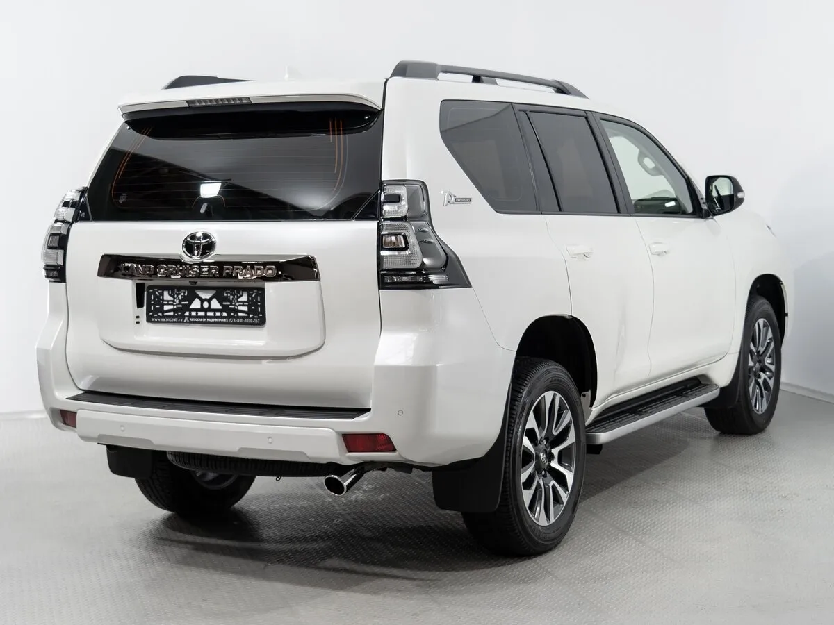 Toyota Land Cruiser Prado 150 Series Рестайлинг 3 · 70-th Anniversary — фото 4