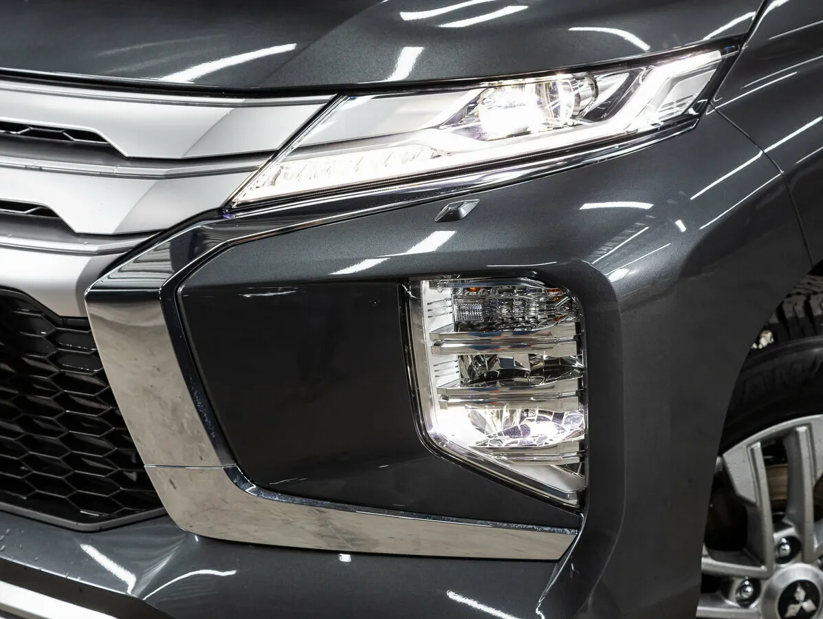 Mitsubishi Pajero Sport III Рестайлинг · Intense — фото 5
