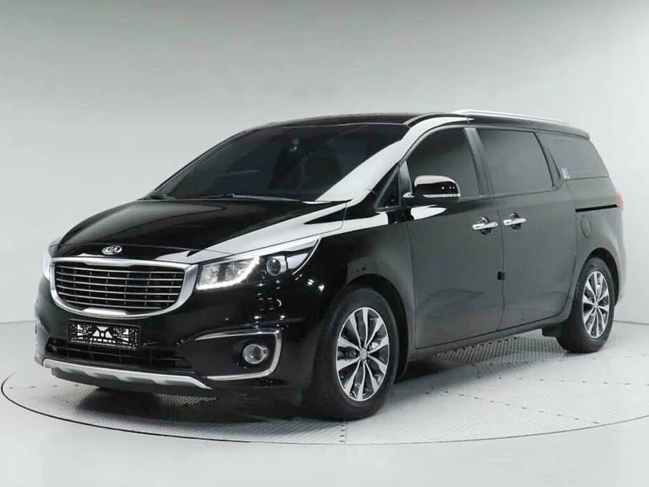 Kia Carnival III