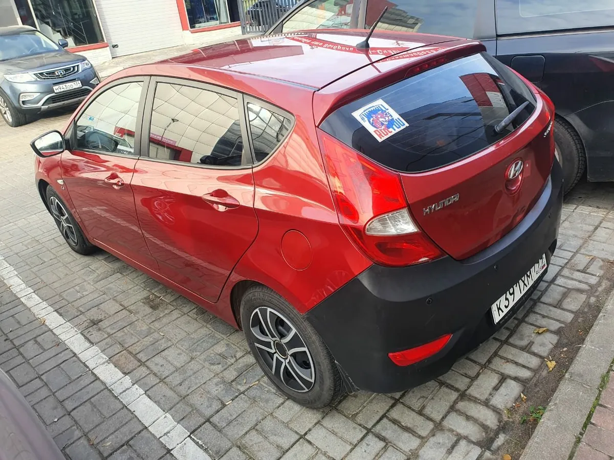 Hyundai Solaris I — фото 2
