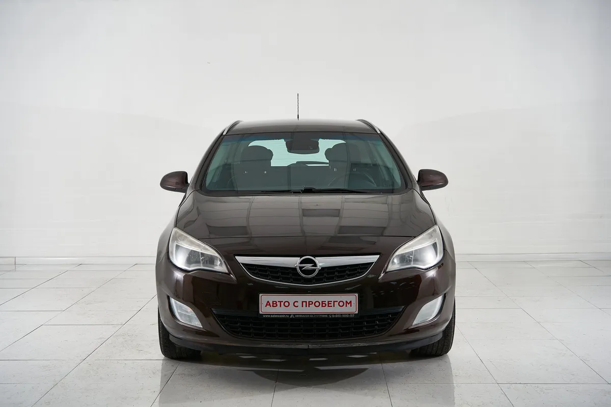 Opel Astra J Рестайлинг · Cosmo — фото 2