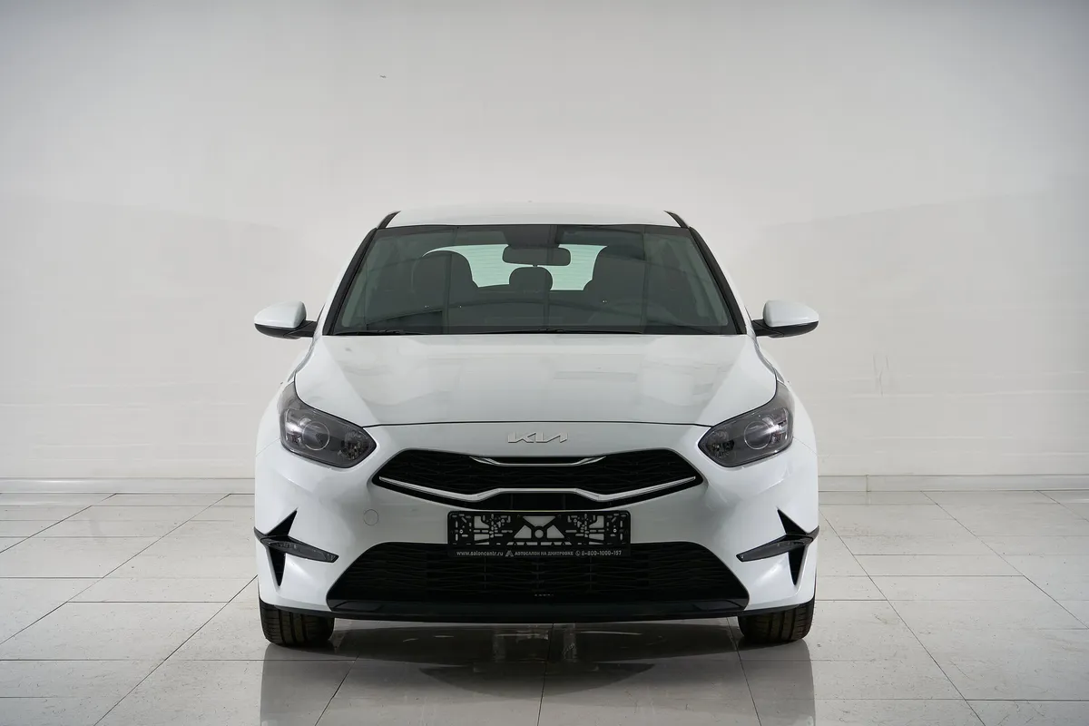 Kia Ceed III Рестайлинг — фото 2