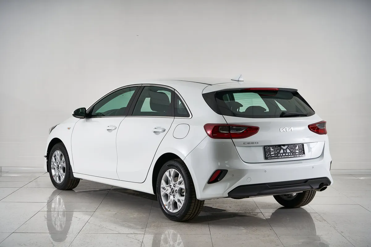 Kia Ceed III Рестайлинг — фото 5