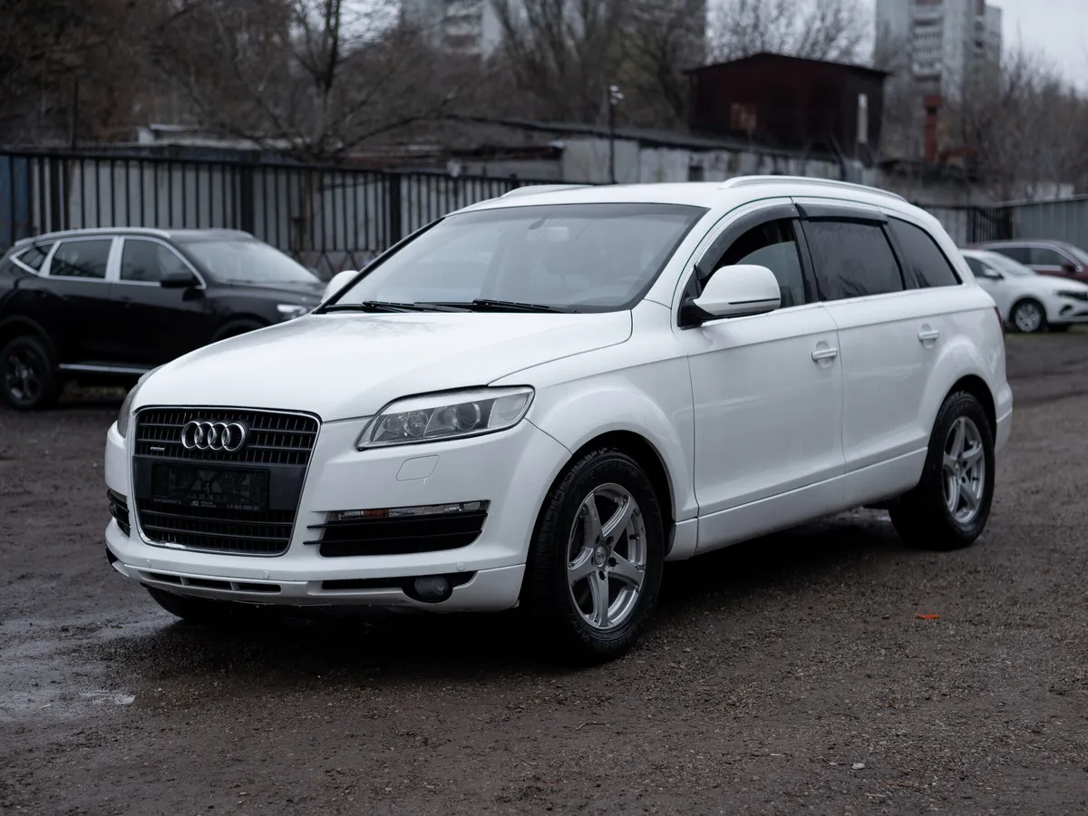 Audi Q7 I (4L) · Стандарт