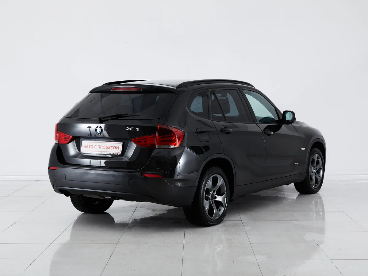 BMW X1 I (E84) — фото 5